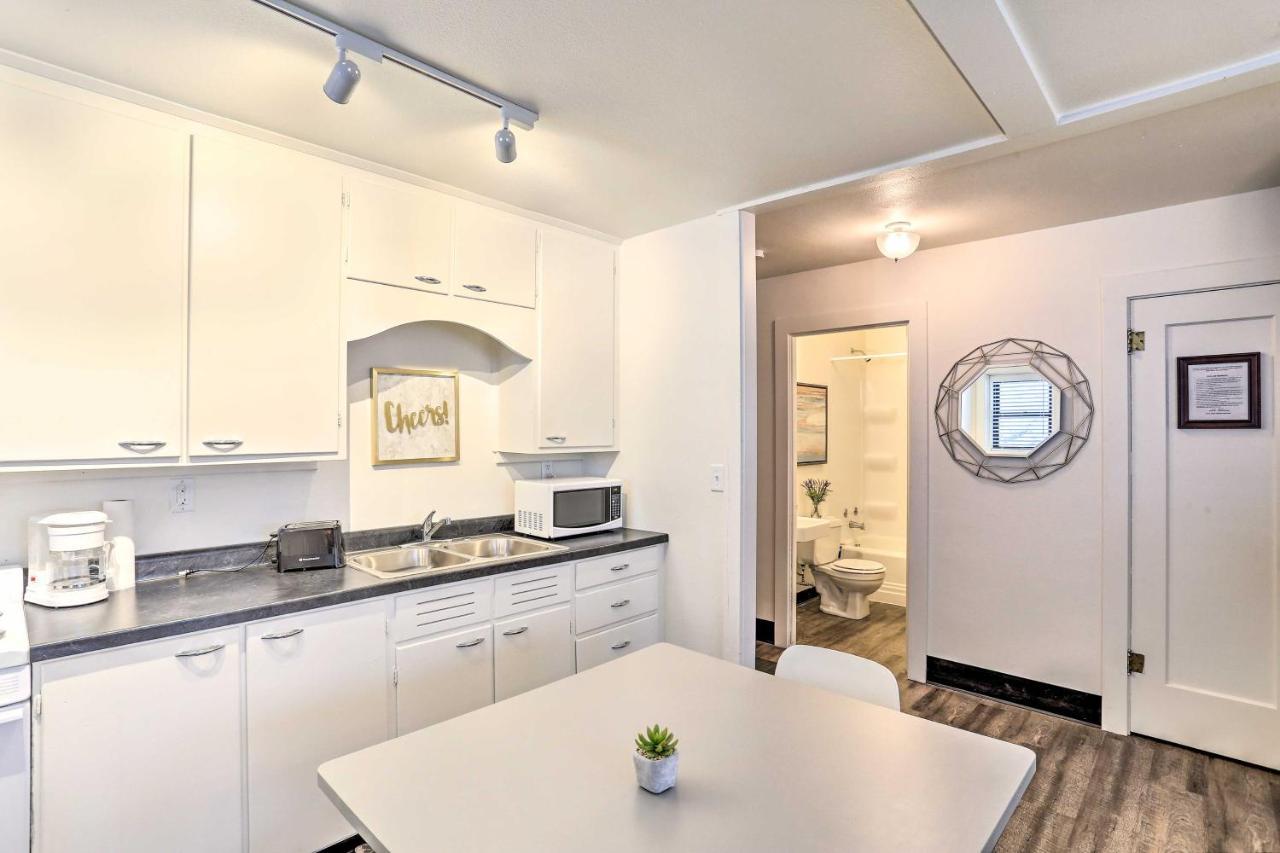 Upscale Apt At The Lofts In Historic Downtown Lead Exterior photo